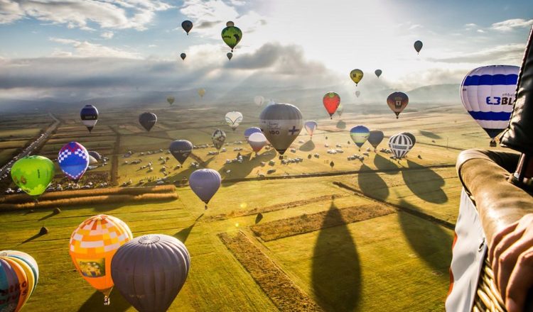 Maramureș Balloon Fiesta revine în 2026. Ediția a XI-a va avea loc în perioada 1–4 octombrie