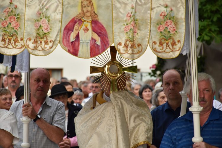 Joia Verde – Trupul şi Sângele Domnului nostru Isus Cristos