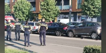 Carambol pe bulevardul Republicii din Baia Mare. Mai multe autoturisme implicate într-un accident
