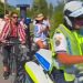 Tradiție pe două roți – Polițiștii maramureșeni, prezenți la evenimentul „Cu ia pe bicicletă”