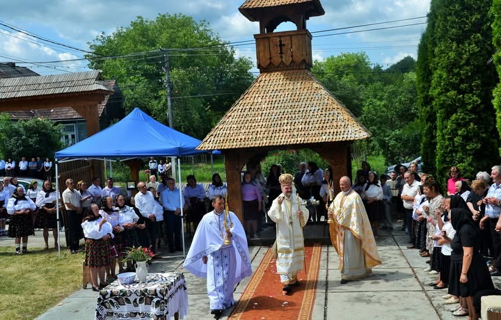 Sfânta Liturghie Arhierească la Dragomirești, transmisă în direct la Radio Maria