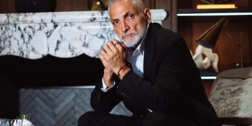 Damian Drăghici vine în Baia Mare cu un mesaj despre viață, curaj și viitor