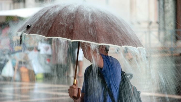 COD GALBEN de furtuni în Maramureș. Sunt așteptate ploi torențiale, vijelii și grindină