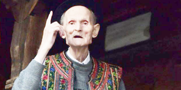 Doliu în Maramureș – Deac Vasile Moșu, simbol al tradiției din Cuhea lui Bogdan, a trecut la cele veșnice