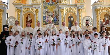 Prima Împărtășanie Solemnă în Parohia „Sfânta Maria” din Baia Mare