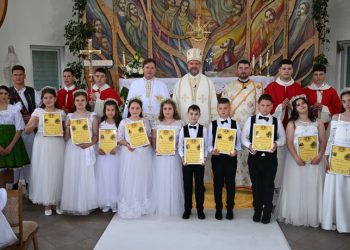 Rusalii 2026 – PS Vasile la Sarasău: Astăzi se împlinește promisiunea lui Isus de a nu ne lăsa singuri