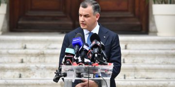Sub masca tehnocrației: guvernul lui Tomac, oamenii PSD și girul lui Nicușor Dan