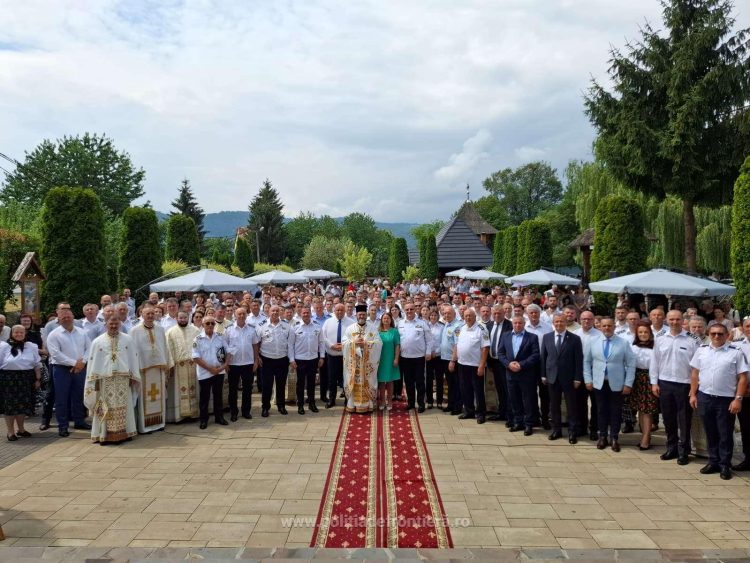 Credință și comuniune la hramul Bisericii „Sfântul Voievod Ștefan cel Mare” din cadrul ITPF Sighetu Marmației