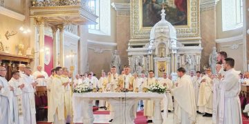 Schimbări în Episcopia romano-catolică de Satu Mare – Numiri noi în parohiile din Maramureș și Satu Mare