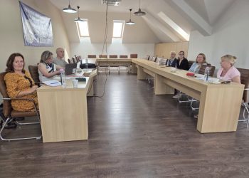 16 școli din Maramureș, certificate în lupta împotriva bullying-ului