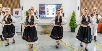 Baia Mare găzduiește o tabără internațională pentru elevii de elită din România și Ucraina
