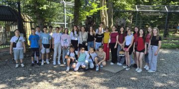 25 de elevi din Crasna Vișeului au participat la o excursie educativă în Transilvania