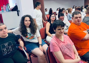Copiii de la Centrul de Zi „Luchian” din Baia Mare, o lecție de viață despre răbdare, curaj și speranță