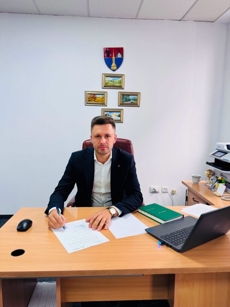ADI Deșeuri Maramureș și Consiliul Județean al Elevilor au încheiat un parteneriat pentru educație ecologică și implicarea tinerilor