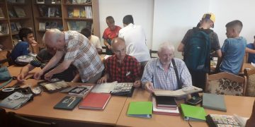 Schimburi filatelice și pasiune pentru colecționare la Biblioteca Județeană „Petre Dulfu” Baia Mare