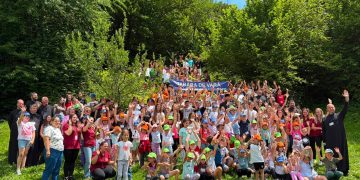 Caravana Tinerilor Creștini Ortodocși a reunit tinerii din șase parohii din Țara Chioarului