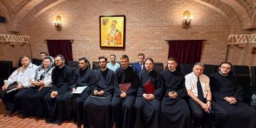 Absolvenții Teologiei Ortodoxe din cadrul UTCN Baia Mare au susținut disertațiile și au depus Jurământul de Credință