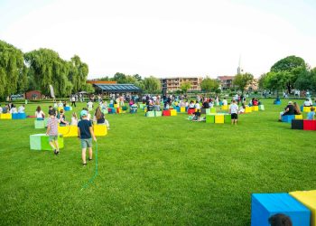 „Baia Mare trăiește vara” a debutat cu sport, muzică și fotbal pe Câmpul Tineretului