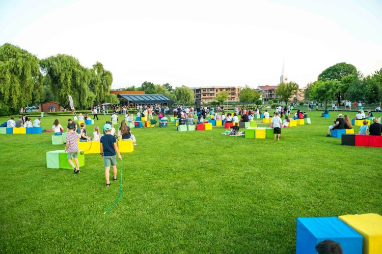 „Baia Mare trăiește vara” a debutat cu sport, muzică și fotbal pe Câmpul Tineretului