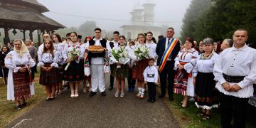 Mănăstirea „Sfântul Ilie” Dealu Mare și-a sărbătorit hramul. Un diacon a fost hirotonit preot