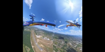 Spectacole aviatice susținute de Șoimii României, la Ziua Porţilor Deschise a Aeroclubului „Alexandru Papană”