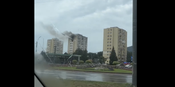 Incendiu într-un bloc din Baia Mare. Peste 30 de persoane evacuate