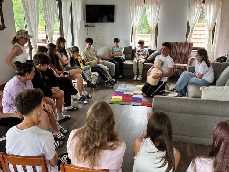 Școala de Vară de Biologie a Centrului Județean de Excelență Maramureș: trei zile de învățare practică și descoperire pentru elevii pasionați de știință