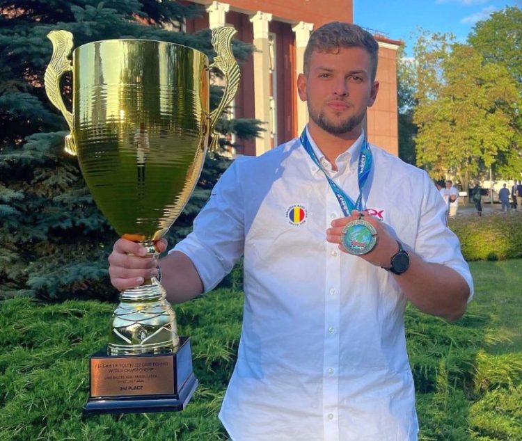 Polițist de penitenciar din Satu Mare, medalie de bronz la Campionatul Mondial de Pescuit la Crap U22
