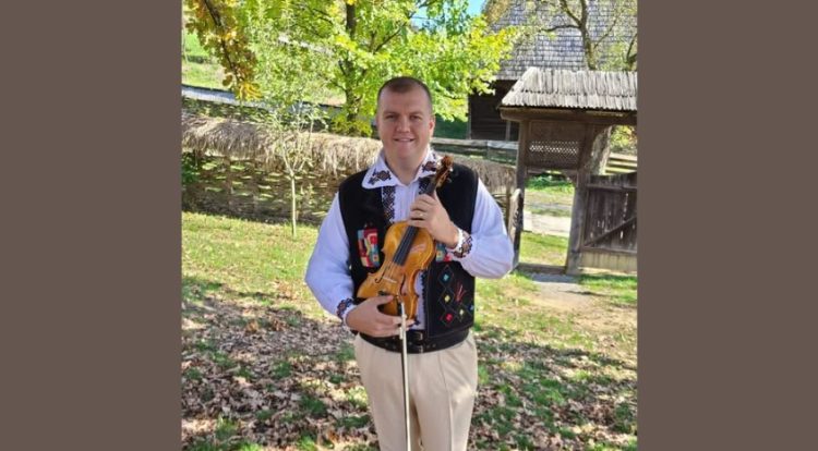Violonistul Vasile Mărcuș, sărbătorit de Ansamblul Folcloric Național „Transilvania”