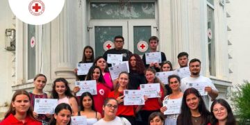 Voluntarele Crucii Roșii Maramureș au susținut un curs de comunicare la Filiala Dâmbovița