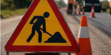 Restricții de circulație în Baia Mare – Se asfaltează zona Pieței Universității. Șoferii sunt sfătuiți să evite perimetrul