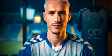 Fotbal. CS Minaur Baia Mare își întărește mijlocul terenului – Raul Șteau, noul transfer
