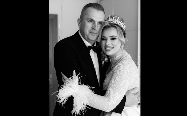 Doliu în familia artistei Georgiana Marina. Tatăl cântăreței a încetat din viață