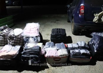 Bunuri susceptibile a fi contrafăcute, în valoare de 25.000 de lei, descoperite în mașina unui cetăţean ucrainean