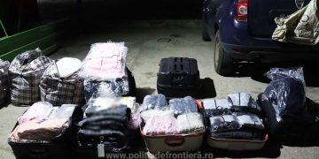 Bunuri susceptibile a fi contrafăcute, în valoare de 25.000 de lei, descoperite în mașina unui cetăţean ucrainean