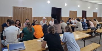 56 de oameni se pregătesc pentru un nou început: cursuri gratuite de calificare pentru viitori lucrători comerciali