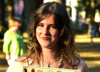 Nicoleta Teodora Matean a câștigat Marele Premiu al Festivalului Național de Folk „Floare de Colț”