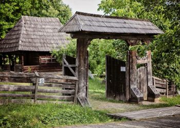 Ai fotografiat Muzeul Satului din Baia Mare? Acum e momentul să-ți arăți cel mai frumos cadru