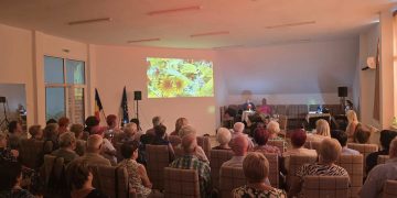 Poezie, muzică și emoție la Centrul CASPEV – Un spectacol dedicat artei și comunității