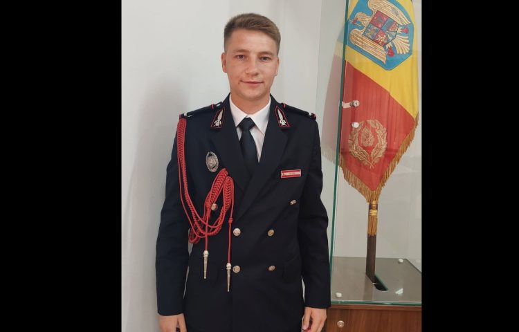 Un nou ofițer în prima linie a prevenirii. Răzvan Buda, proaspăt absolvent al Facultății de Pompieri, a depus jurământul la ISU Maramureș