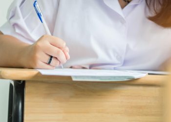 Sesiunea de toamnă a Bacalaureatului continuă cu proba obligatorie