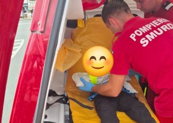 Copil de 5 ani, accidentat în zona Șaua Gărgălăului – Salvamont Maramureș a intervenit pentru evacuarea lui