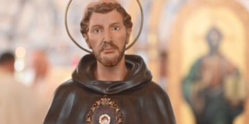 Pelerinaj național cu relicva Sfântului Francisc de Assisi la Băile Borșa. Două zile de rugăciune și venerare