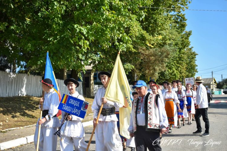 Cântecele și jocul lăpușean au trecut Prutul. Artiștii din Țara Lăpușului, primiți cu bucurie în Republica Moldova