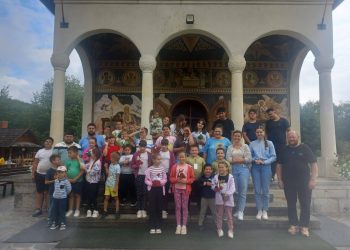 Bucurie, tradiție și rugăciune la Mănăstirea „Sfântul Prooroc Ilie” – Dealu Mare