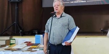 Academicianul Gabriel Ștrempel s-a întors acasă. Bustul marelui cărturar, dezvelit la Pomi