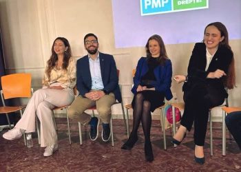Oana Țoiu, ministrul demis, merge iar în SUA! Participă la un eveniment finanțat de statul român dar participanții plătesc între 200 și 600 de dolari biletul!