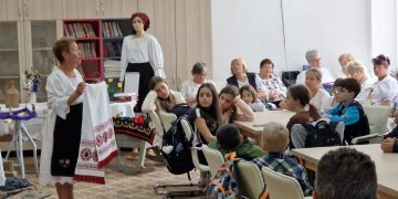 De Sărbătoarea Castanelor, tradiția s-a cusut în cruce