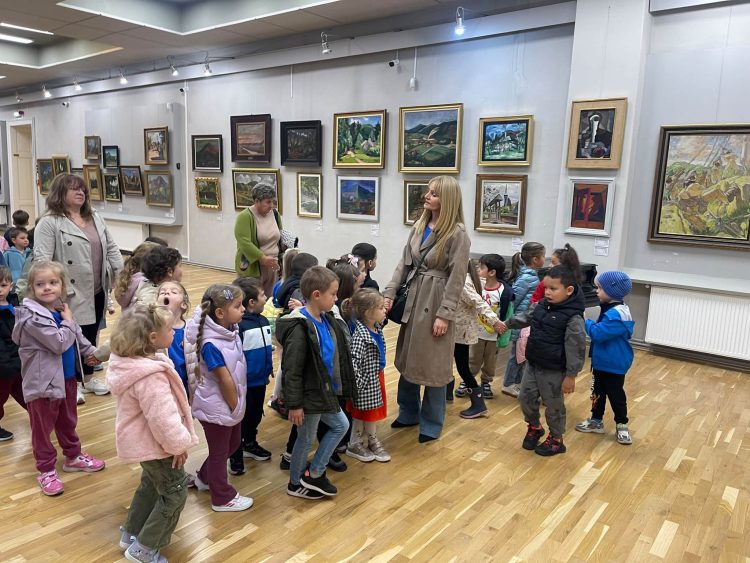 Baia Mare, descoperită prin ochii copiilor. O lecție de artă și istorie chiar în muzeu