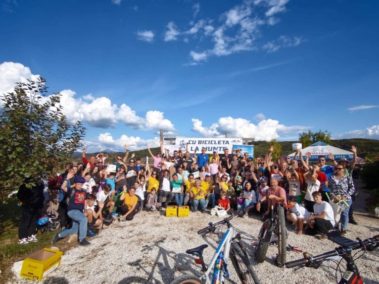 „Bicicleta la Munte”, la a IV-a ediție. Pompierii voluntari și Maltezii, alături de participanți